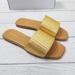 Bamboo Slide Sandals Womens Size 8 - Gold